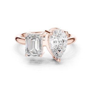 Bague Fine en Or Massif 14K avec Diamant de Laboratoire Taille Poire Émeraude 1 Carat Chaque, Design Unique, Bijoux de Corps Raffinés, Élégance Premium - Product Image 2