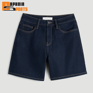 Wholesale Women's Mid Waist Straight Denim Shorts Regular Fit Breathable <b>Light</b> Wash Summer Casual Trendy Streetwear Customized - Product Image 6