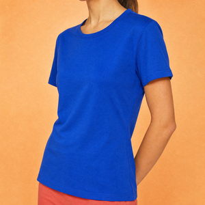 Camiseta Clásica de Cuello Redondo y Manga Corta para Mujer, en Poliéster Suave, Estilo Casual Básico, Corte Regular, Colores Sólidos, Personalizable - Product Image 6