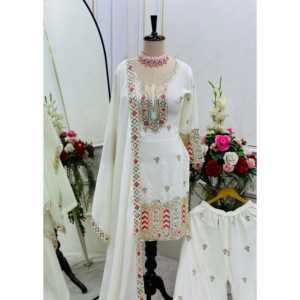 ผู้หญิงที่สวยงามของพระราชวังกับ dupatta สำหรับงานปาร์ตี้ชุดที่สง่างาม - Product Image 5