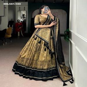Colección Premium de Lehenga-Choli y Dupatta con estampado Kalamkari en seda Tussar de aspecto elegante, del último diseño, fabricado en Surat. - Product Image 1