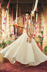 Conjunto de Lehenga Choli InCotton.M de Algodón Puro con Bordado, Cordón Ajustable, Largo hasta el Suelo, Sin Arrugas, de Secado Rápido y con Protección Solar - Product Image 2
