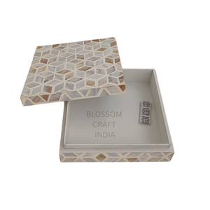 Boîte de rangement en bois décorative élégante avec incrustations en os, fabriquée à la main, idée cadeau unique pour les occasions spéciales - Product Image 3