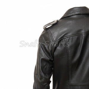 Veste en cuir raffinée pour femme, modernité, durabilité, élégance et un attrait intemporel pour un style élégant. - Product Image 6