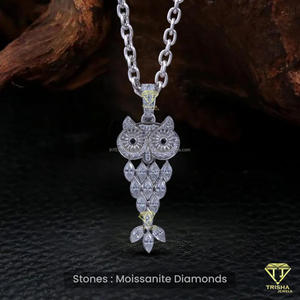 Pendentif artisanal en forme d'oiseau avec design de bijoux hip-hop de luxe et finition de haute qualité - Product Image 5