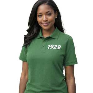 Camiseta polo verde esmeralda de la hermandad Iota Phi Lambda con letras griegas, año de fundación 1929, informal, de manga corta y con cuello para mujer - Product Image 3