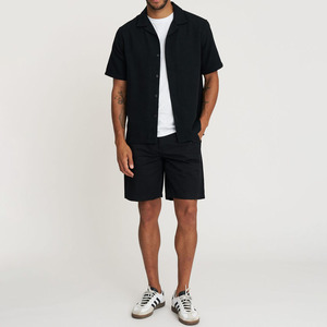 Shorts Bermuda en Coton Oxford Noir Uni pour Homme, Taille Mi-Haute Décontractée avec Boutons et Poches, Style Chino Tissé Respirant - Product Image 1
