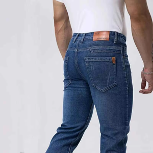Pantalon en jean slim personnalisé pour homme – Jean large délavé sur mesure à prix abordable avec matériaux de qualité - Product Image 4