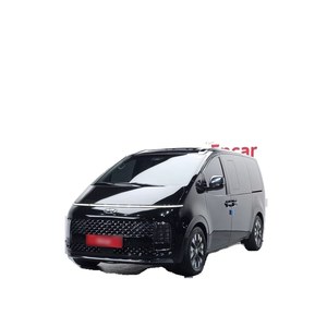 Hyundai Staria Lounge 2022 de 7 Plazas, 213.591 km, Diésel, Caja de Cambios Automática, Emisión Euro V, Asientos de Cuero, Volante a la Izquierda, Trasero - Product Image 1