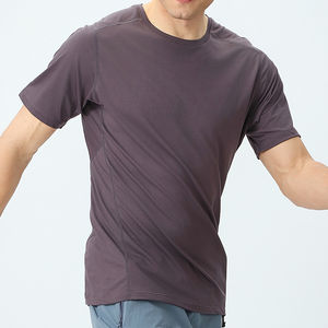 T-shirt Homme 100% Polyester Séchage Rapide Qualité Supérieure Vente Chaude Nouvelle Collection OEM en Gros Sans Impression T-shirts de Sport Vierge pour Hommes - Product Image 3