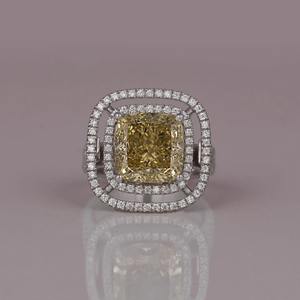 Bague en diamant de laboratoire rond de la meilleure qualité, ensemble de 4 griffes, bague pour femme, bague en diamant rond en or 18 carats, cadeau d'anniversaire - Product Image 1