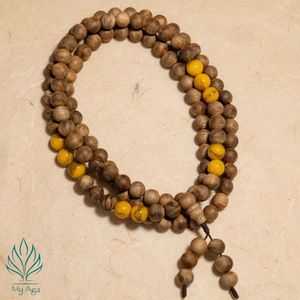 ลูกประคำเวียดนามธรรมชาติยอดนิยม 108 เม็ด พร้อมลูกประคำไม้กฤษณา 98 เม็ด ลูกประคำปะการังฟอสซิลสีเหลือง 10 เม็ด ขนาด 8 มม. ทำด้วยมือ กลิ่นหอมเฉพาะตัว สำหรับทั้งชายและหญิง - Product Image 3