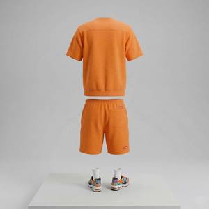 Conjunto de Dos Piezas de Verano para Hombre con Logotipo Personalizado, Camiseta de Manga Corta Transpirable de Felpa y Pantalones Cortos Deportivos Color Naranja - Product Image 2