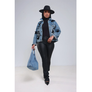 Women's Denim <b>Trucker</b> <b>Jacket</b> With Hand Drawn Print Turn-Down Collar Button Closure Autumn Casual Full Sleeve Regular Length - Product Image 3