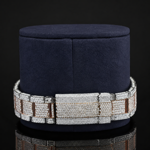 Bracelet de montre en diamant bicolore avec fermoir caché |   Bracelet de montre de luxe en or rose et or blanc - Product Image 2