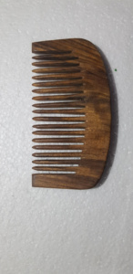 Peine de pelo con mango de madera hecho a mano para uso en salón de India peine de madera al por mayor para uso comercial a la venta a granel - Product Image 3