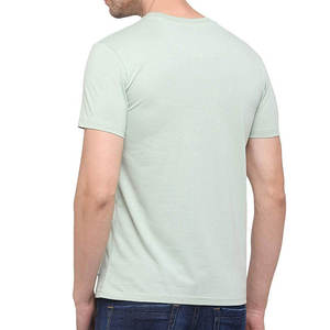 Camiseta Extra Grande para Hombre de Alta Calidad, 100% Algodón, Diseño Personalizado, 220 GSM, Estilo Moderno, para Impresión - Product Image 3