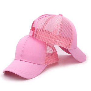 Achetez une casquette de baseball personnalisée à 6 panneaux pour femme avec ouverture pour queue de cheval, style trucker - Product Image 1