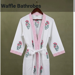 Peignoir de bain en coton gaufré imprimé à la main, 100 % qualité supérieure, écologique, très absorbant, avec dentelle, vente en gros - Product Image 1