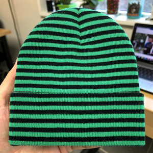 Gorro de Felpa de Dos Colores 2026, 100% Acrílico, Otoño Invierno, Deportivo, Unisex, para Exteriores - Product Image 2