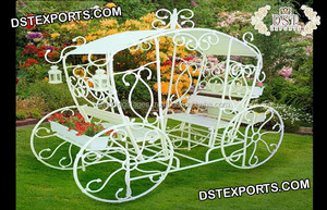 Accessoires décoratifs uniques pour photomaton de mariage Accessoires décoratifs en métal pour photomaton Installation exclusive de photomaton de mariage - Product Image 3