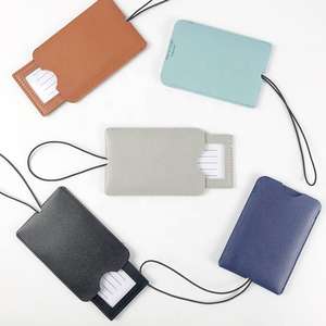 Étiquettes de bagages en cuir PU avec logo personnalisé en relief fabriquées par le fabricant - Product Image 6