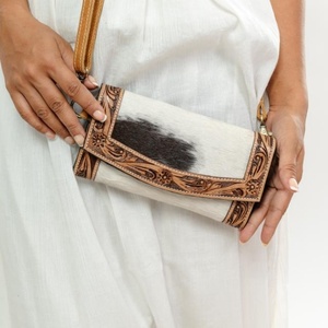 La más nueva cartera de cuero occidental con herramientas, Cartera de cuero de vaca con correa cruzada, bolso de mano de cuero de hombro para todos los días para mujer - Product Image 2