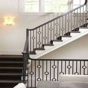 Rampe d'escalier intérieure en fer forgé de luxe avec design décoratif pour projets d'aménagement intérieur élégants pour maisons de luxe - Product Image 4