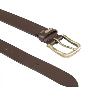 Cinturón casual de cuero vacuno de primera calidad color marrón para hombre con hebilla de latón macizo chapado, hecho a medida, cinturones de cuero casuales de negocios para hombre - Product Image 6