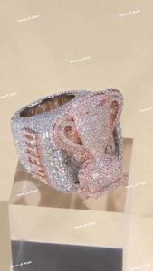 Anillo con Forma de Trofeo, Diamante Moissanita, Elegante y llamativo, en Plata de Ley 925, Joyería Hip Hop Audaz para Hombre - Product Image 2