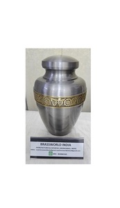 Urna Funeraria de Estilo Americano con Diseño Grabado, Fabricada en Latón, 220 Pulgadas Cúbicas, para Cenizas de Adultos, Se Acepta Logotipo Personalizado - Product Image 6