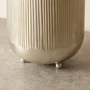 Macetero de latón de lujo natural con soporte, maceta de metal de diseño para decoración de sala de estar y balcón, para exportación mundial desde India - Product Image 6