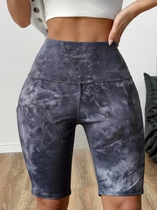 Shorts de sport taille haute en polyester à compression avec poches, séchage rapide, coupe ajustée pour femme - Product Image 3