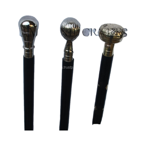 Poignée ronde et ovale en laiton sur mesure, unique et fabriquée à la main, avec cannes / Canne de marche en bois fabriquée à la main avec poignée ovale en laiton - Product Image 3