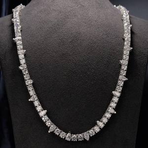 RB Gems Lujoso Collar de Cadena de Tenis Unisex Estilo Hip Hop con Diamantes Cultivados en Laboratorio de Corte Brillante, Bañado en Plata, Certificado IGI - Product Image 1