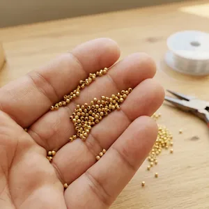 Cuentas de Latón Pulido Dorado de 3 mm, Cuentas Redondas de Latón para Hacer Joyas, Cuentas Metálicas en Tono Dorado para Venta al por Mayor - Product Image 5