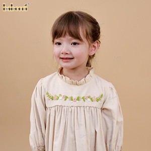 Vestido de otoño sin mangas con corte en A y diseño smock de prado suave DR4511 para niñas, 100% algodón, venta al por mayor de ropa infantil ODM - Product Image 5