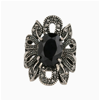 Bague Unisexe YOUKEEN en Argent 925 Plaqué, Style Punk Européen, avec Corail Noir Naturel et Fleur Creuse Incrustée en Résine – Nouveauté Tendance