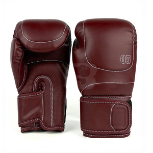 ถุงมือชกมวยหนังเทียมสั่งทำพร้อมโลโก้ขายส่ง สำหรับการฝึกซ้อมซานด้าและ MMA อายุ 14 ปีขึ้นไป ระบายความชื้นได้ดี สำหรับทั้งชายและหญิง จากปากีสถาน - Product Image 1