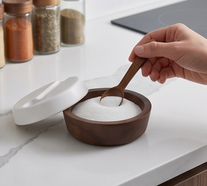 Ensemble de cuisine de luxe en bois pour sel et sucre avec couvercle, forme ronde, résistant à la poussière, pour herbes et épices - Product Image 4