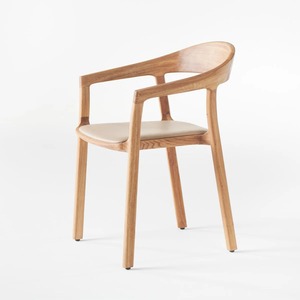 Silla de Comedor Ergonómica, Duradera y Ecológica de Madera Maciza, Estilo Moderno Minimalista, con Cojín Tapizado para Uso en Hostelería - Product Image 2