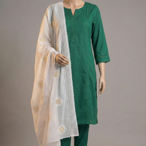 Écharpe d'été légère et respirante en mousseline de polyester et coton pour femme, broderie florale et strass, style musulman, vente en gros - Product Image 4