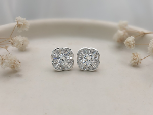 Pendientes de Diamantes de Laboratorio en Oro Sólido de 14K con Certificación IGI, Diseño Ondulado, Regalo de Lujo para Mujeres y Chicas - Product Image 3