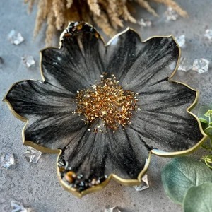 Tazón Decorativo de Resina con Forma de Flor Negra, Resistente al Calor, con Brillo Plateado, Artístico, de Lujo, Regalo Moderno - Product Image 3