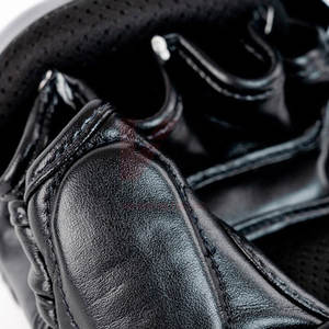 Gants de combat MMA noirs de haute qualité, logo personnalisé, gants de combat MMA les plus vendus, gants d'entraînement et de compétition de boxe - Product Image 5