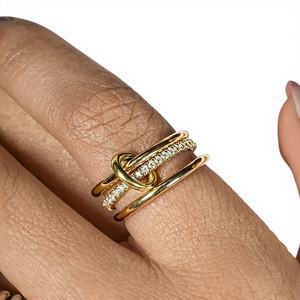 Bagues connectées éternelles entrelacées 2-en-1 pour femme, avec diamant de laboratoire, en or jaune 14 carats - Product Image 5