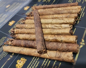 กระดาษหุ้มและกระดาษม้วนทรงตรงม้วนสีน้ำตาลและกระดาษสีน้ำตาลปิดล้อมแบบอเมริกันกรวยม้วนในขนาดที่กำหนดเองสหรัฐอเมริกา4 - Product Image 1