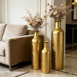 <b>Unique</b> Hollow Carved Gold Metal <b>Vases</b> Modern Geometric Flower <b>Vase</b> Set for Luxury Living Room Tabletop Home Decoration - Product Image 4