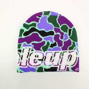 Bonnet d'hiver en acrylique tricoté camouflage avec logo jacquard personnalisé et revers à logo, style bonnet court - Product Image 4