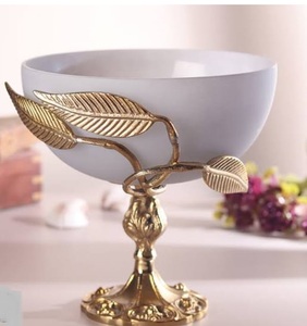 Bol de service pour la maison et les voyages, aspect attrayant, sculpté à la main, bol décoratif en métal pour servir les aliments, vaisselle pour tous les jours - Product Image 6